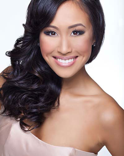 Miss California Crystal Lee shows off her...